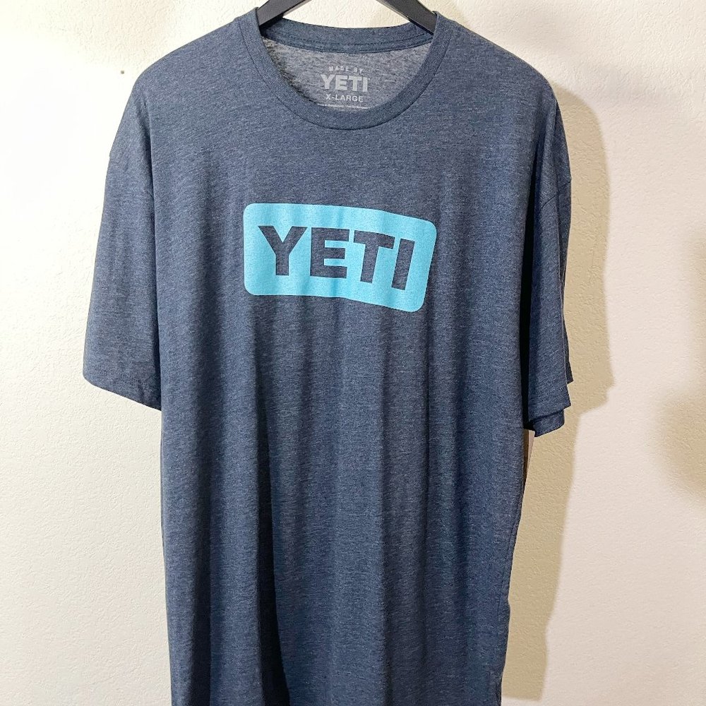 Yeti Premium Logo Badge T-Shirt - Men's Size XL